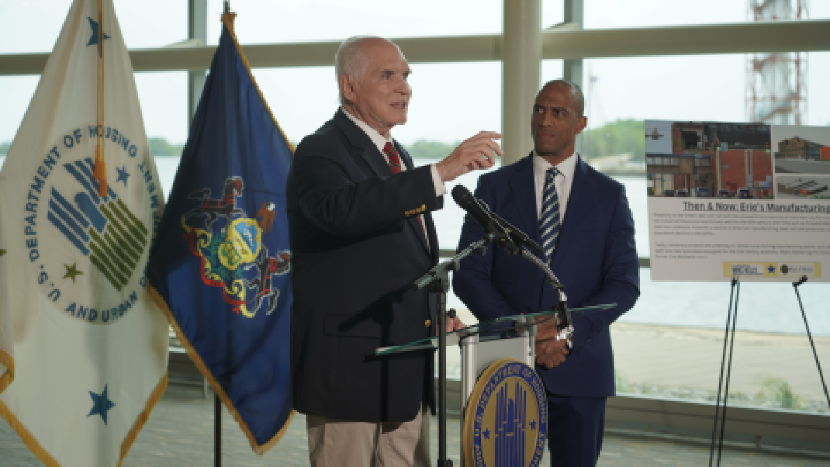 052825_mk_scott_turner_erie_pa_visit