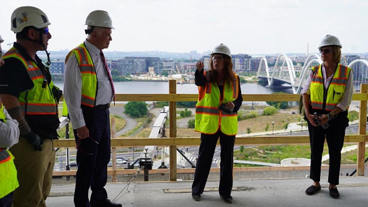 070924 mk tax teams anacostia visit