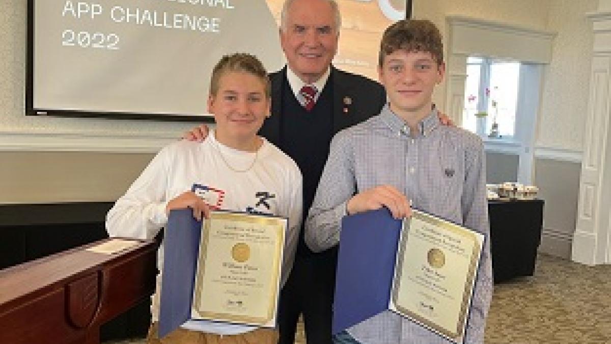 Rep. Kelly with 2022 Congressional App Challenge Winners