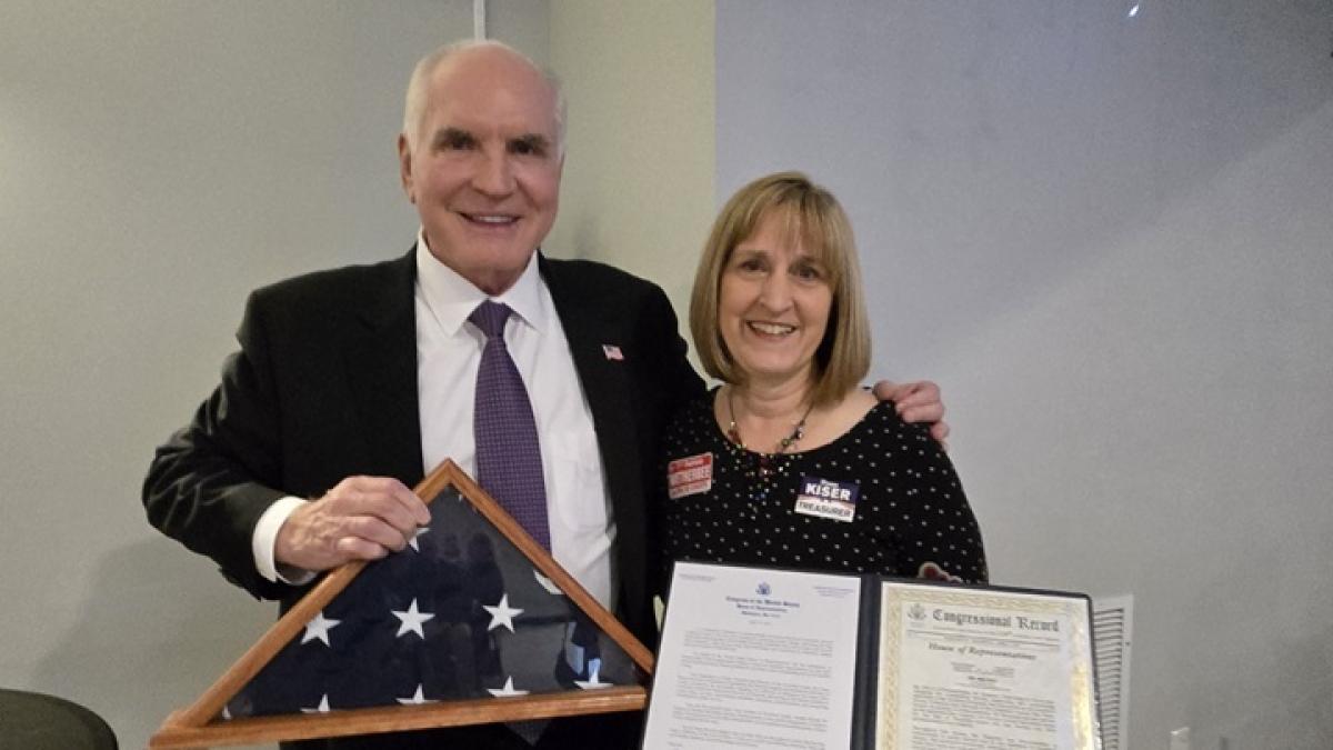 041225 mk christine community champion